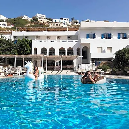 Hotel Armadoros / Backpackers