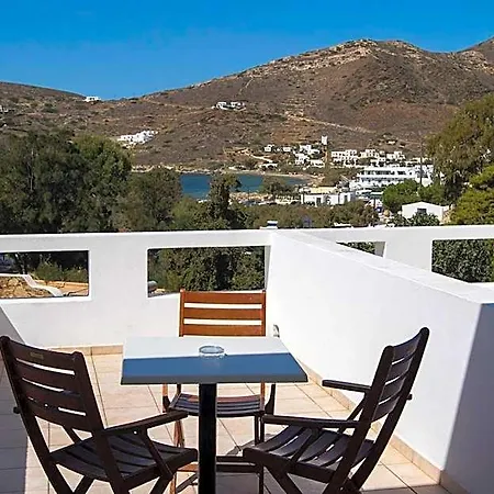 Armadoros / Backpackers 2* Chora d'Ios