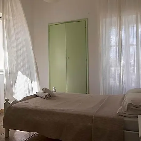 Hotel Armadoros / Backpackers