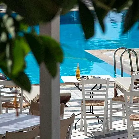 Hotel Armadoros / Backpackers